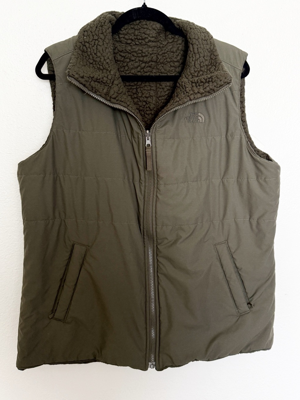 The North Face Reversible Sherpa Puffer Vest Olive Green Teddy Fleece XL - Picture 10 of 10